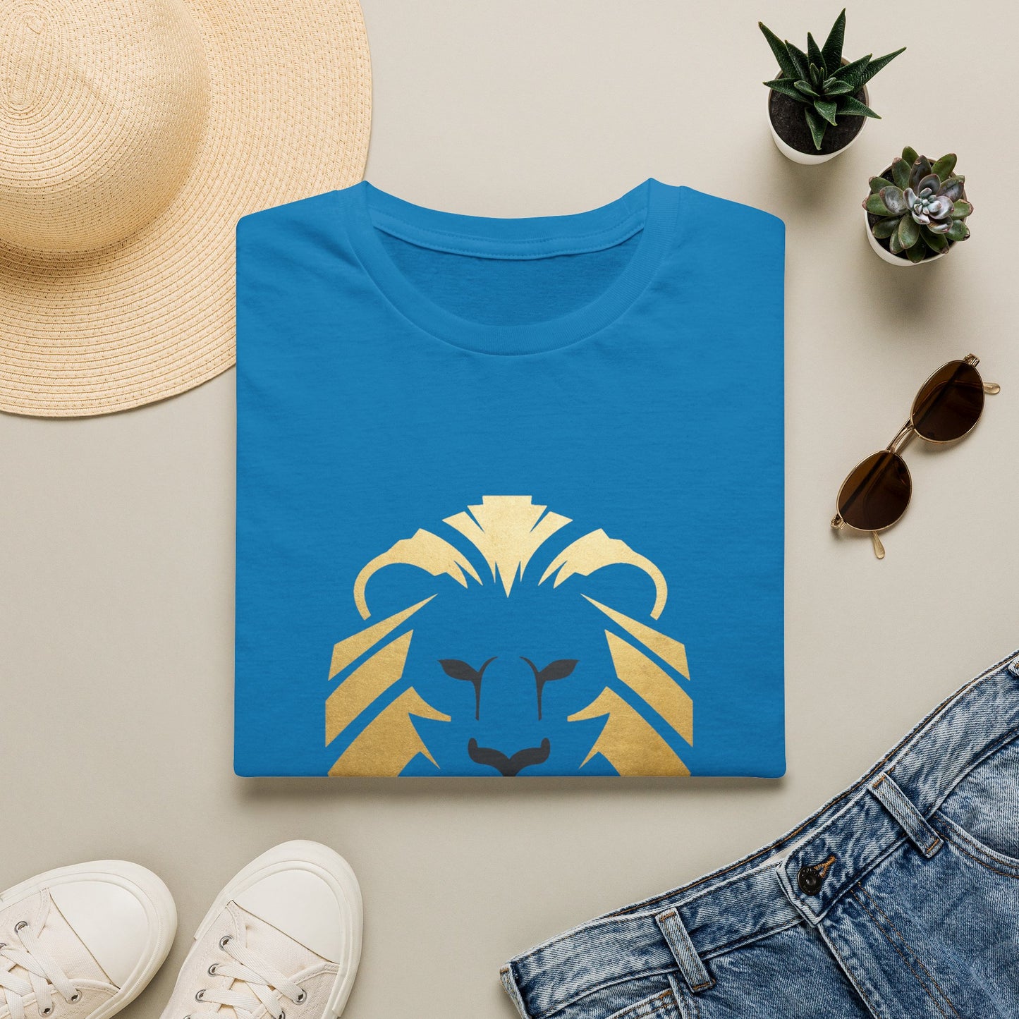 MAGA Gold Lion T‑Shirt — Bold Patriotic Crest Tee