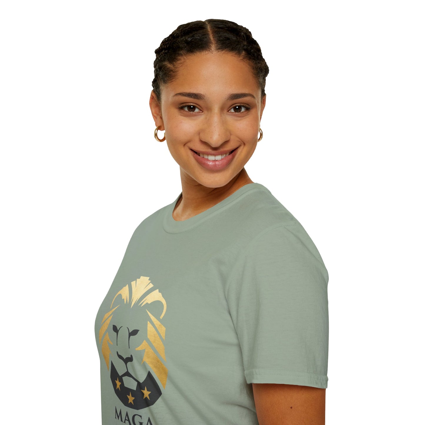 MAGA Gold Lion T‑Shirt — Bold Patriotic Crest Tee